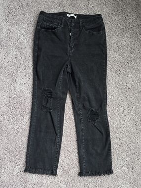 So Juniors Black Straight Leg Distressed Cropped Jeans Size 9